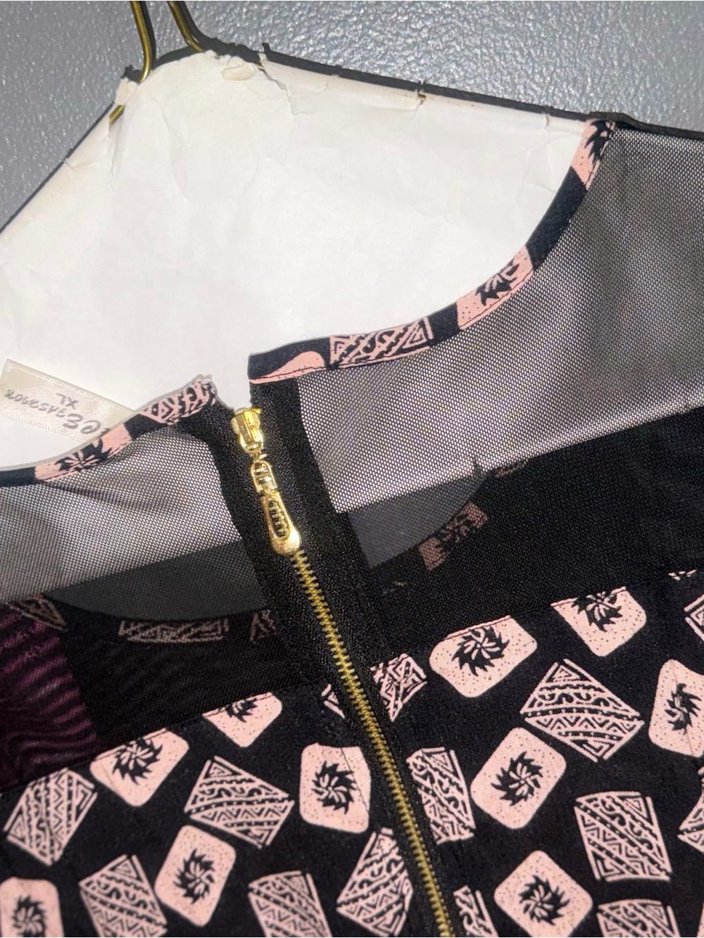 Black & Blush Geometric Sleeveless Jumpsuit XL - Picture 6 of 7